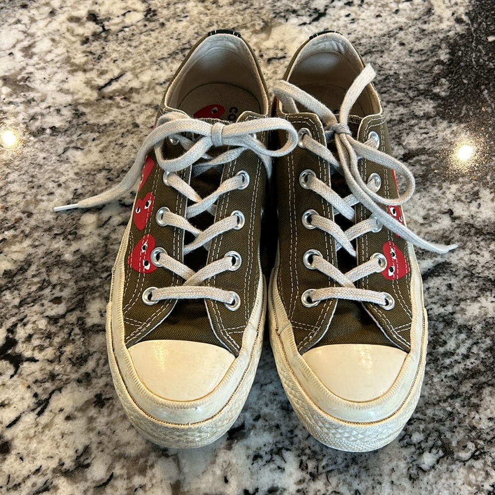 Comme Des Garçons Play Emblem Low Sneaker
